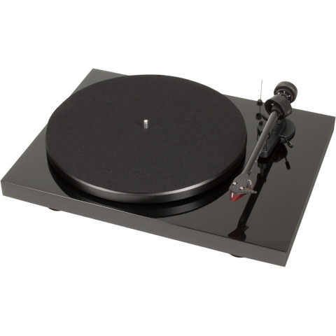 Грамофон Pro-Ject Debut Carbon (DC) 2M Red High Gloss Black