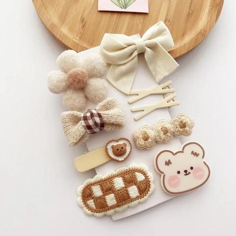 Набор детских заколок DENOSVIM 9 шт Bear Beige Набор детских заколок DENOSVIM 9 шт Bear Beige