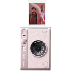 Камера моментальной печати Fujifilm Instax Mini Evo Hybrid Gentle Rose Камера моментальной печати Fujifilm Instax Mini Evo Hybrid Gentle Rose