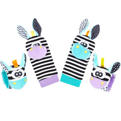 Набір 4 предмети шкарпетки та браслети брязкальця Giraffe Purple Набір 4 предмети шкарпетки та браслети брязкальця Giraffe Purple