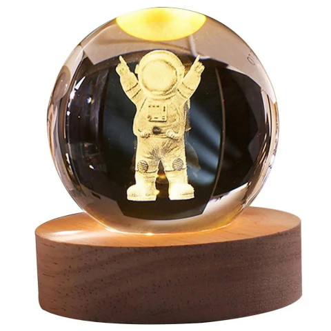 Декоративный 3D ночник хрустальный шар Astronaut victory